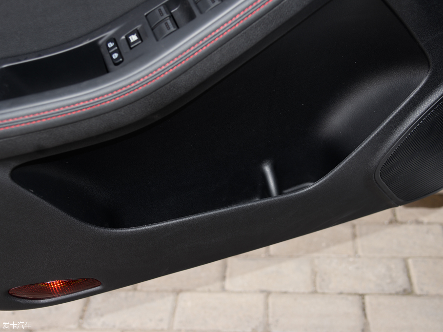 2016vB70 2.0L ԄӺA