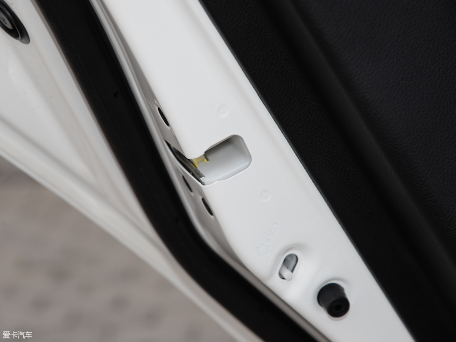 2016vB70 2.0L ԄӺA