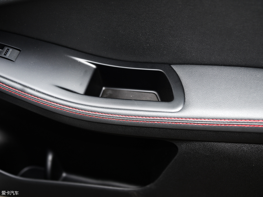 2016vB70 2.0L Ԅ(dng)A