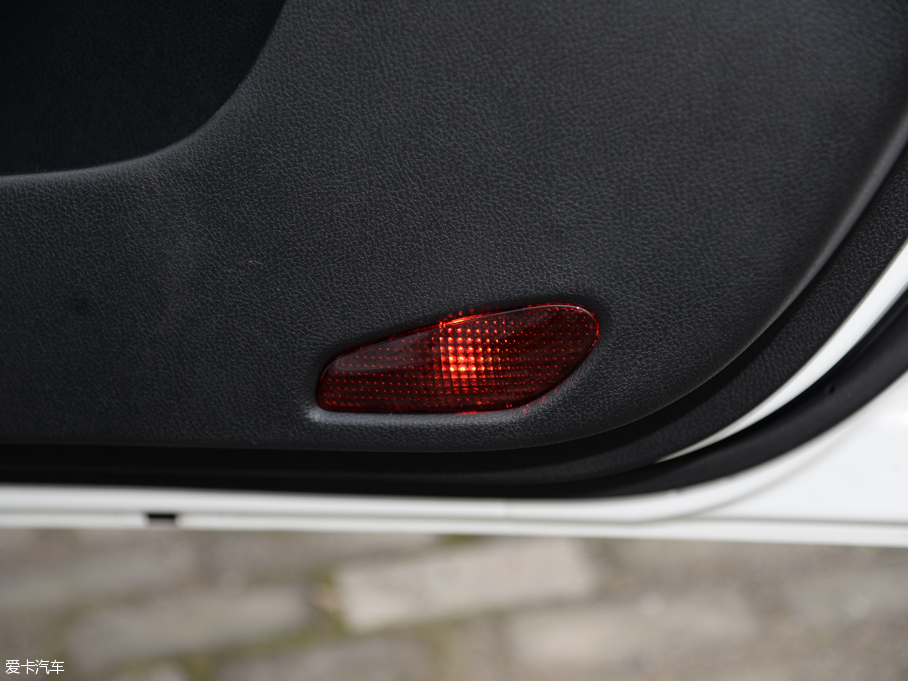 2016vB70 2.0L ԄӺA