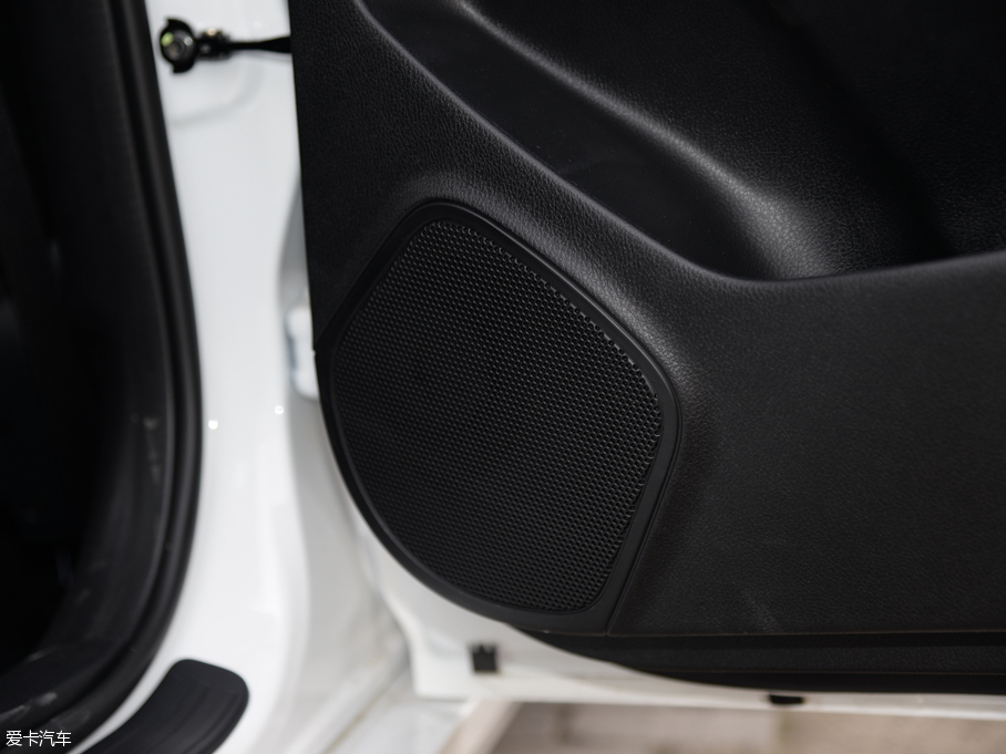 2016vB70 2.0L ԄӺA