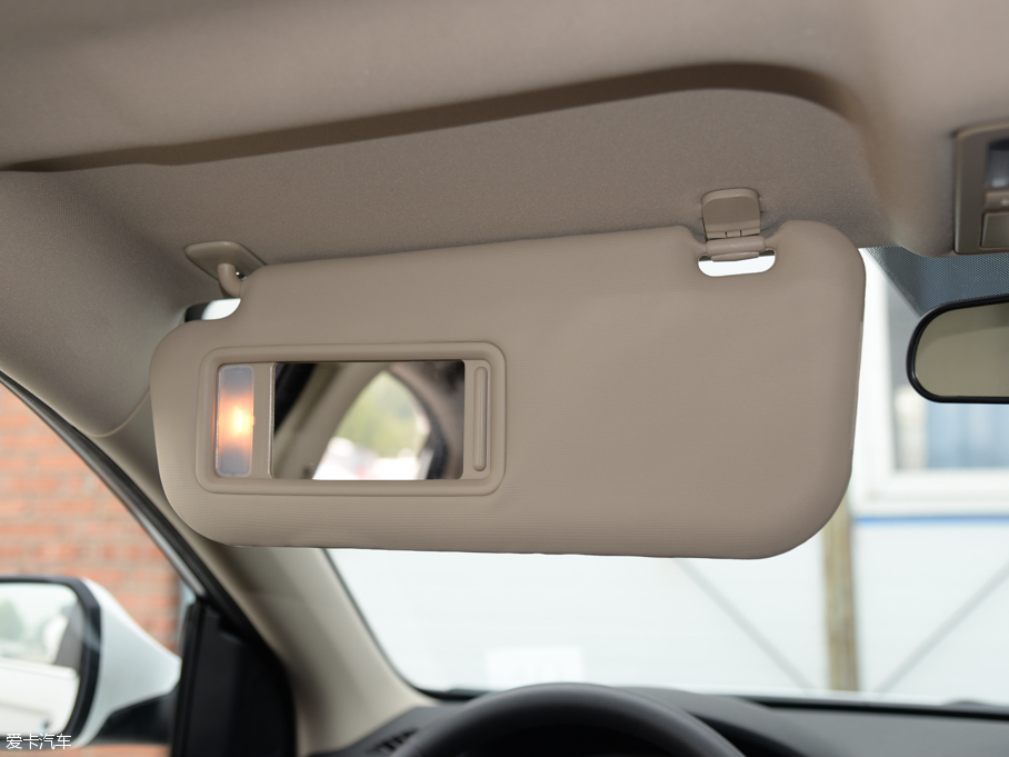 2016vB70 2.0L Ԅ(dng)A