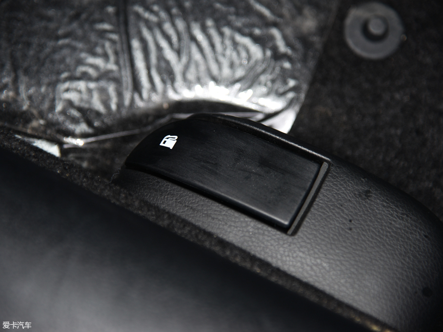 2016vB70 2.0L ԄӺA