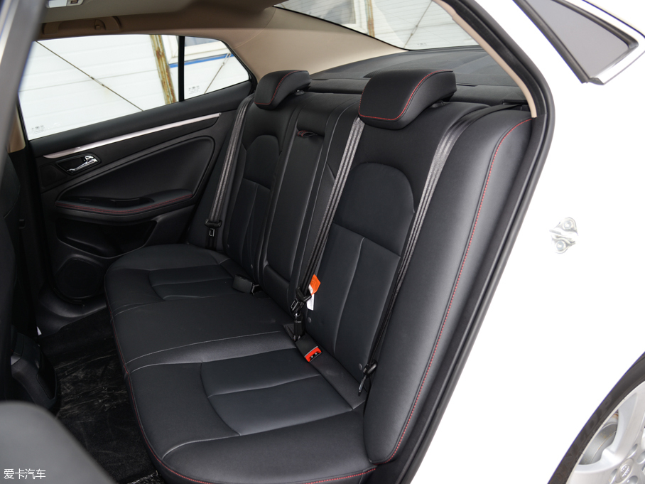 2016vB70 2.0L Ԅ(dng)A