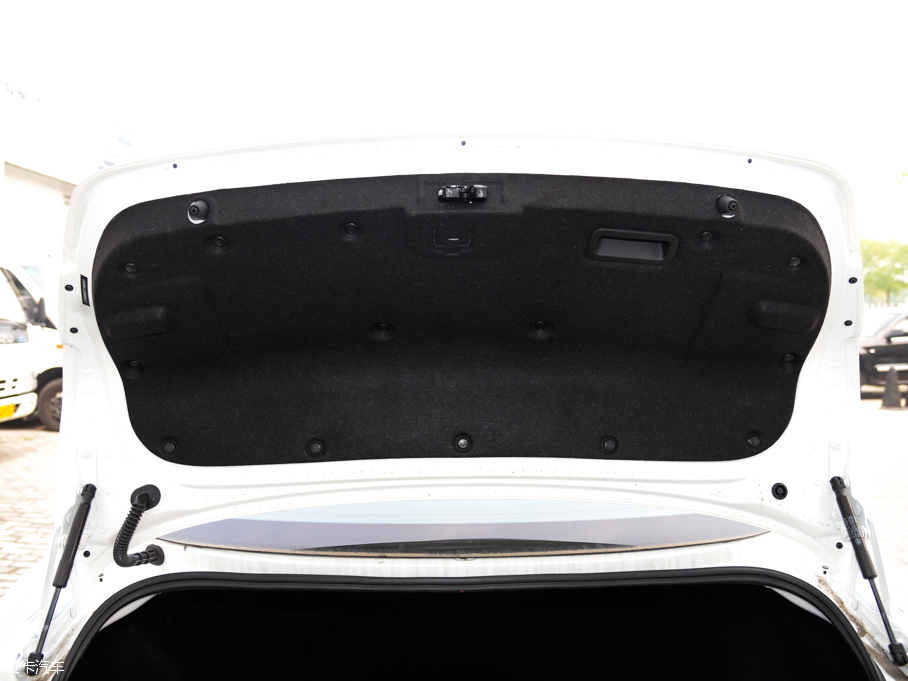 2016vB70 2.0L ԄӺA