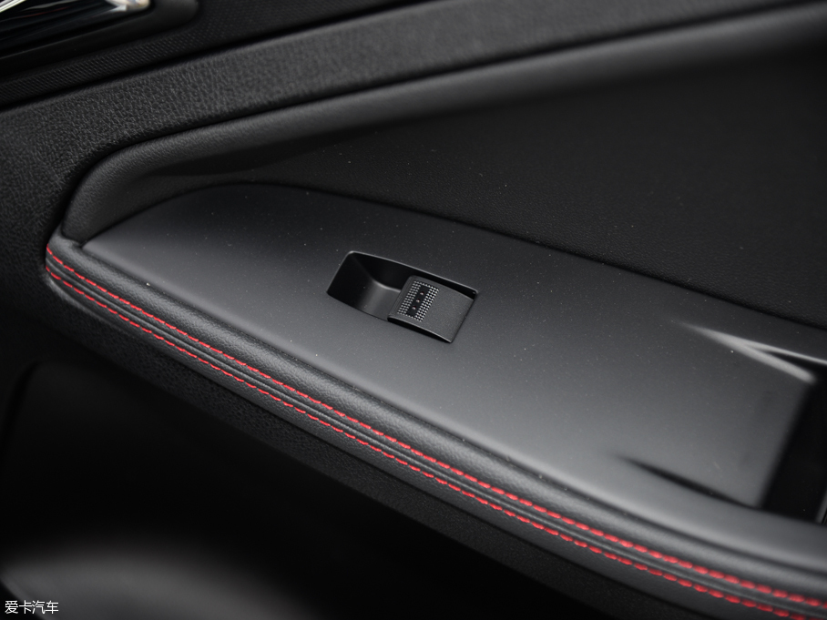 2016vB70 2.0L ԄӺA