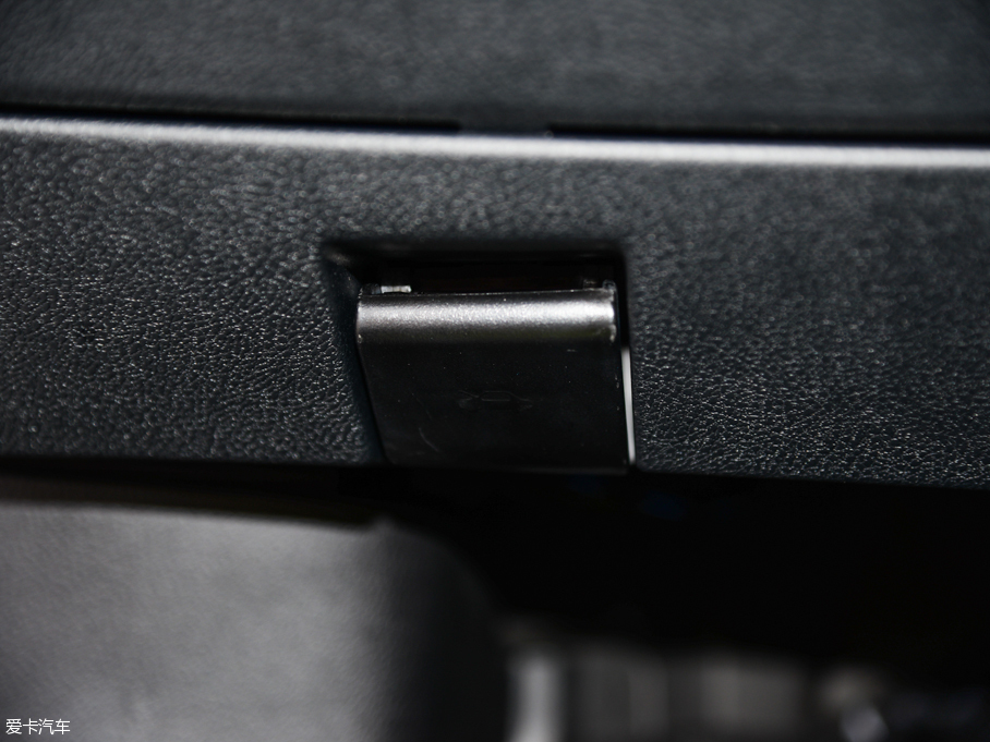 2016vB70 2.0L ԄӺA