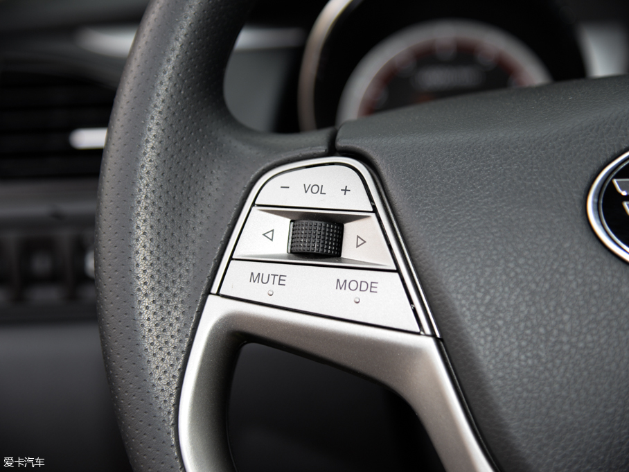 2016vB70 2.0L ԄӺA