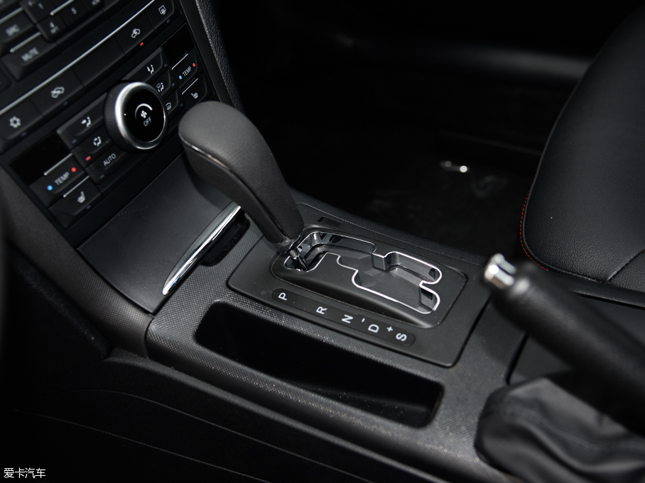 奔騰2016款奔騰B70