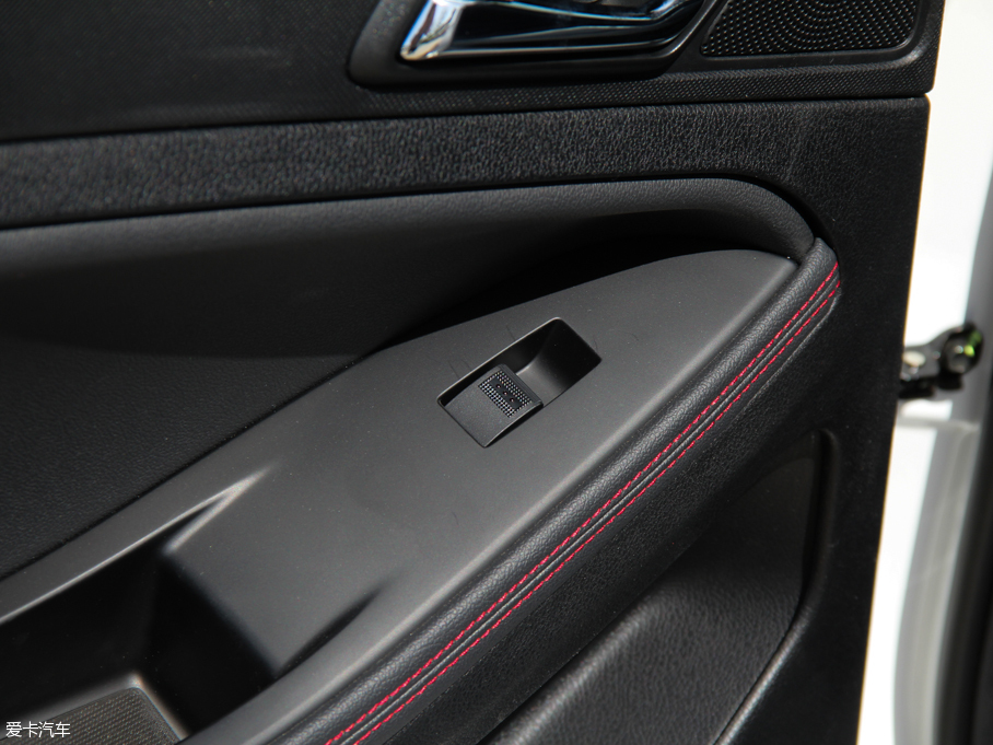 2016vB70 2.0L Ԅʮo