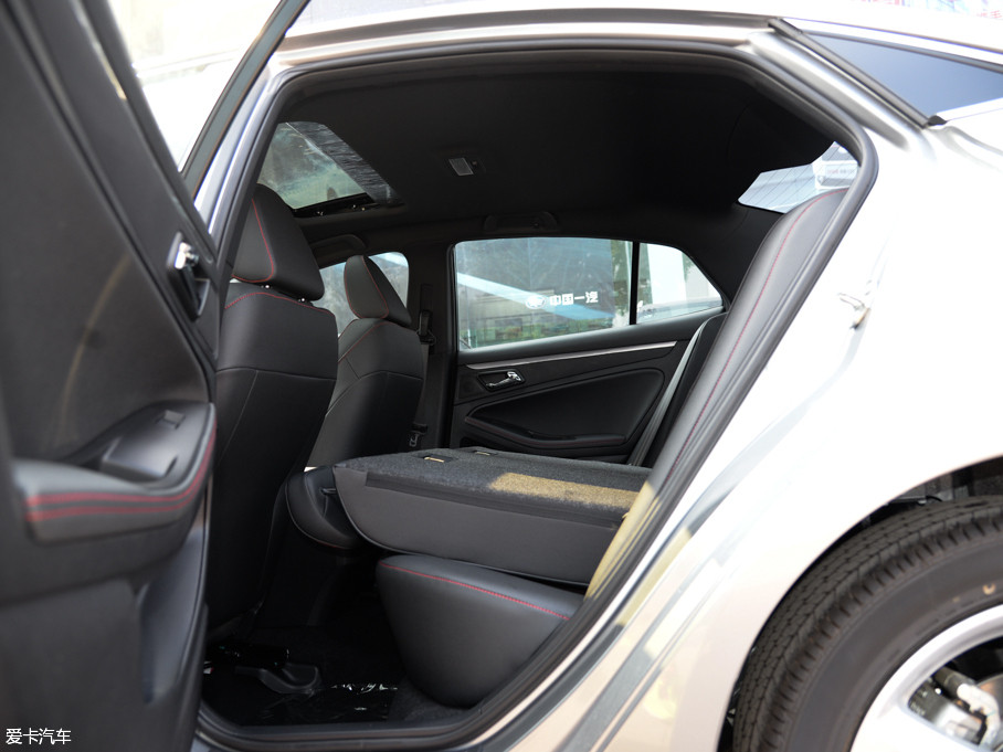 2016vB70 2.0L Ԅʮo(j)