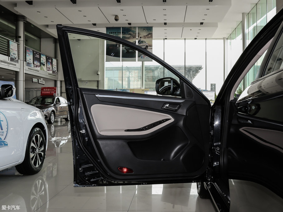 2016vB70 2.0L Ԅ(dng)A