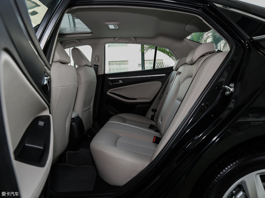 2016vB70 2.0L ԄӺA