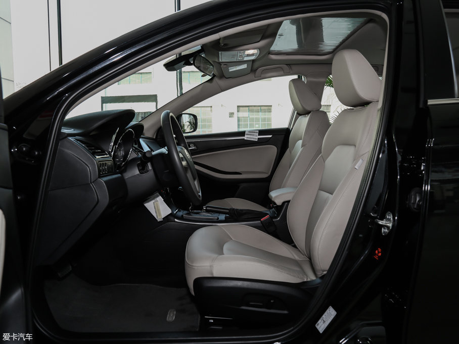 2016vB70 2.0L ԄӺA