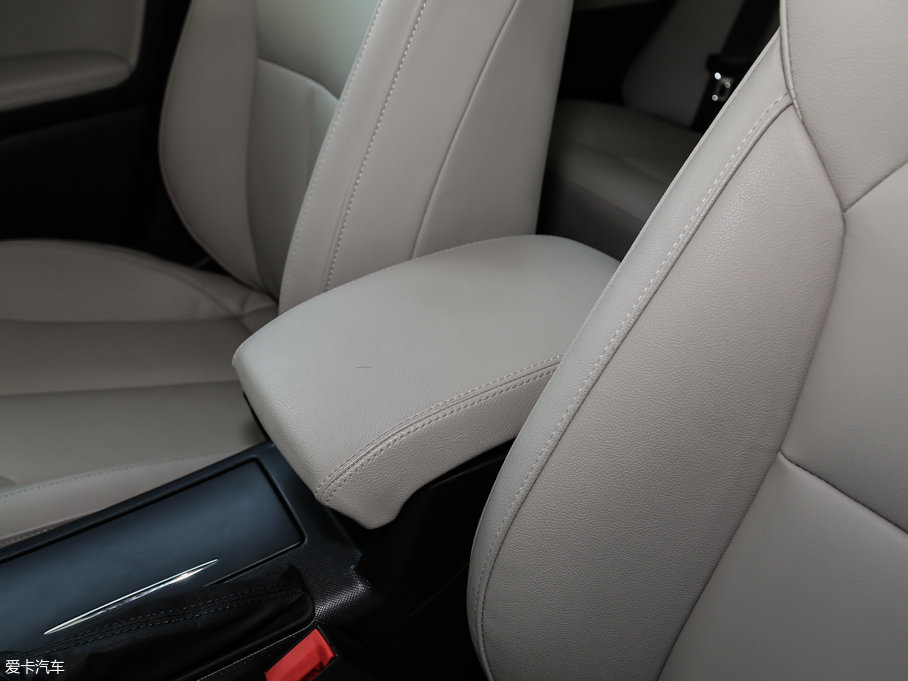 2016vB70 2.0L ԄӺA