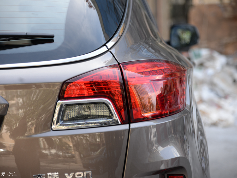 2016��vX80 2.0L �ԄӺ��A��