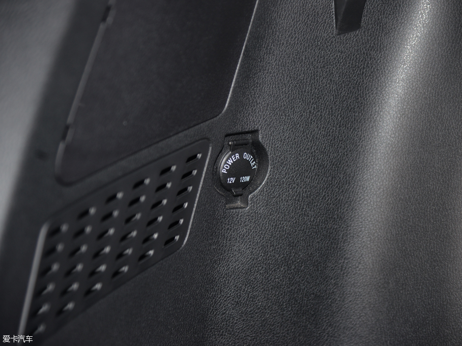 2016��vX80 2.0L �ԄӺ��A��