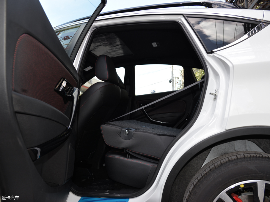 2016��vX80 1.8T �Ԅ��\����