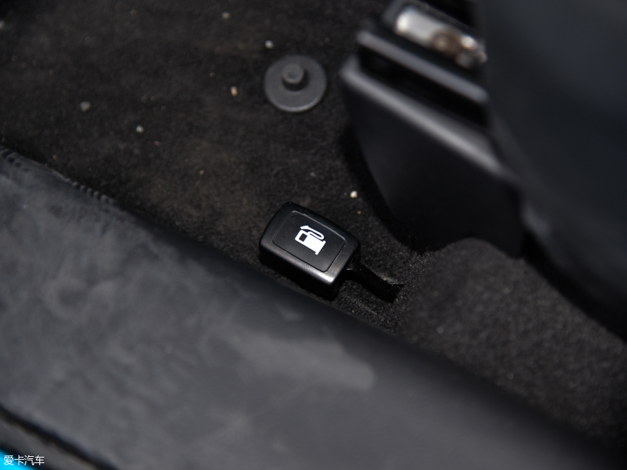 2016vX80 1.8T Ԅ(dng)\(yn)(dng)