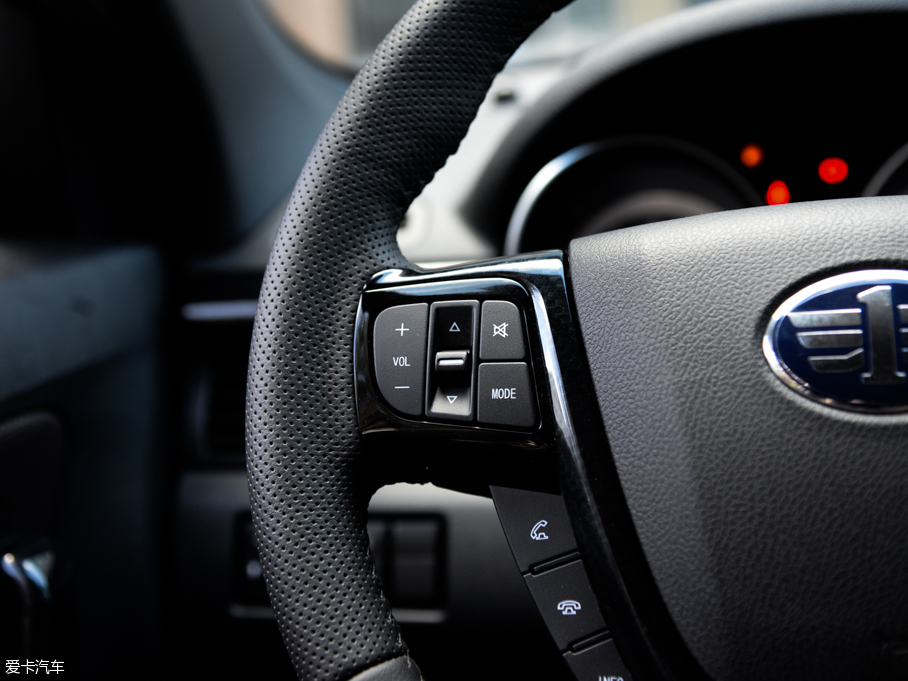 2016vX80 1.8T Ԅ(dng)\(yn)(dng)