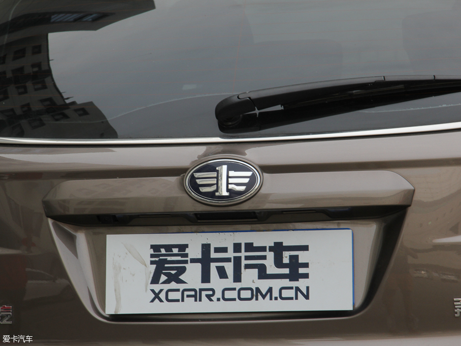 2016��vX80 2.0L �ԄӺ��A��