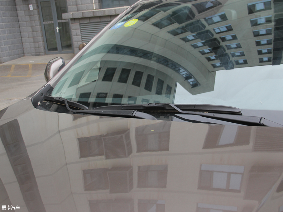 2016��vX80 2.0L �ԄӺ��A��