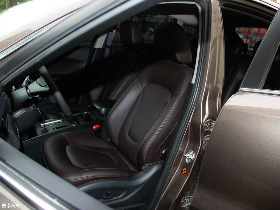 2016��vX80 2.0L �ԄӺ��A��