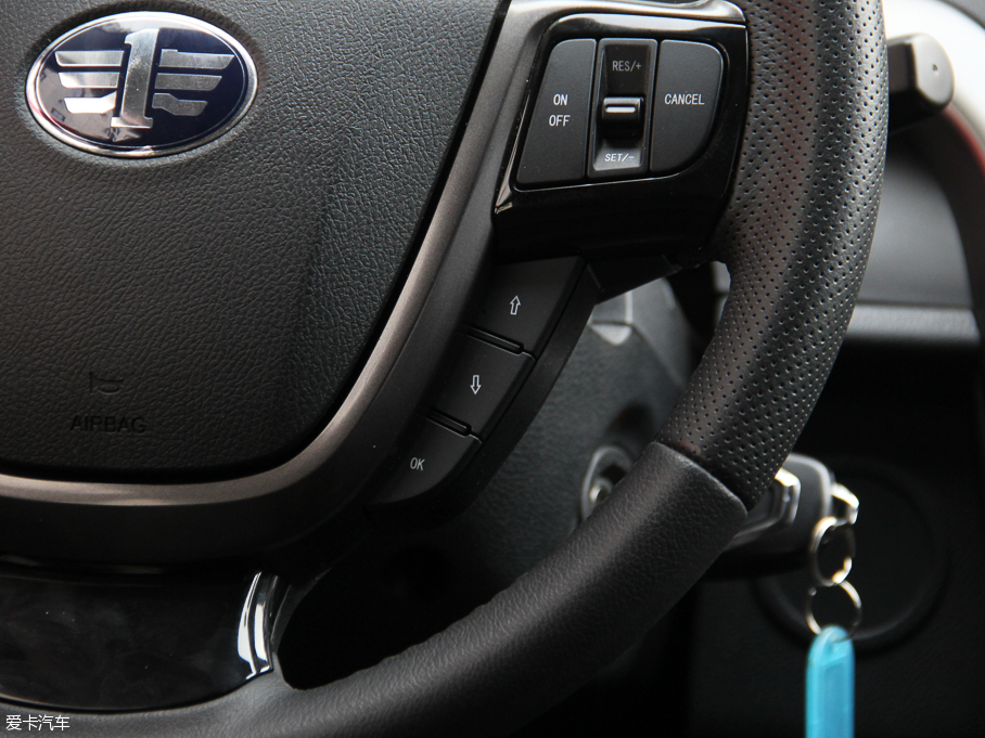 2016vX80 2.0L Ԅ(dng)A