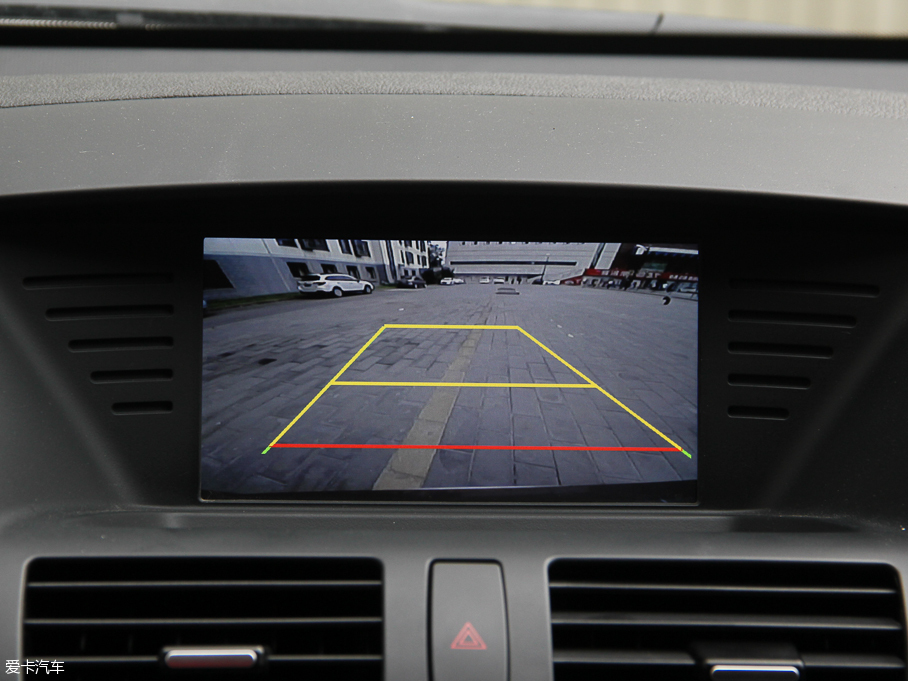 2016vX80 2.0L Ԅ(dng)A