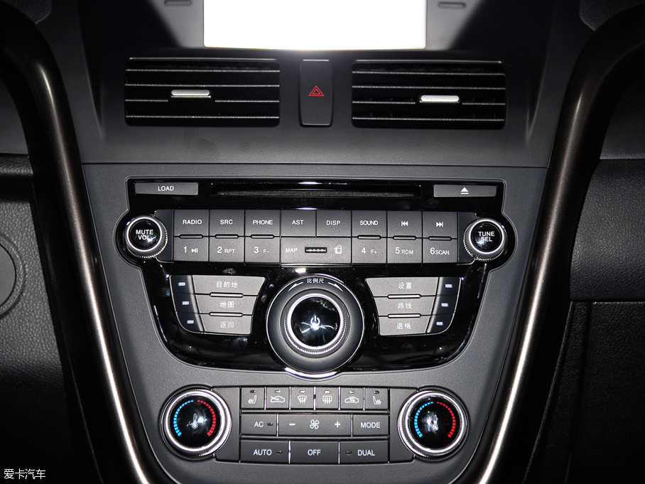 2016��vX80 1.8T �ԄӺ��A��