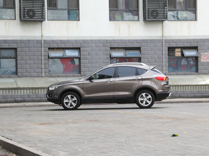2016款2.0L 自动豪华型 正侧（左）