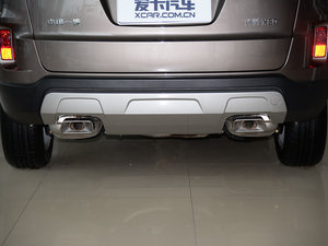 2016款1.8T 自动豪华型 排气管