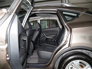 2016款1.8T 自动豪华型 后排空间