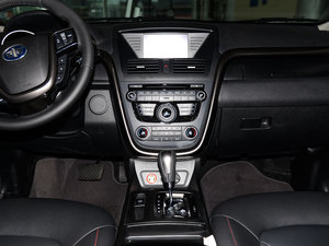 2016款1.8T 自动豪华型 中控台