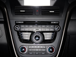 2016款1.8T 自动豪华型 音响调节