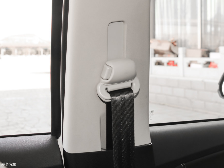 2017vX40 1.6L ԄF