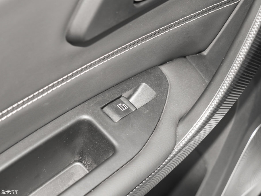 2017vX40 1.6L ԄF