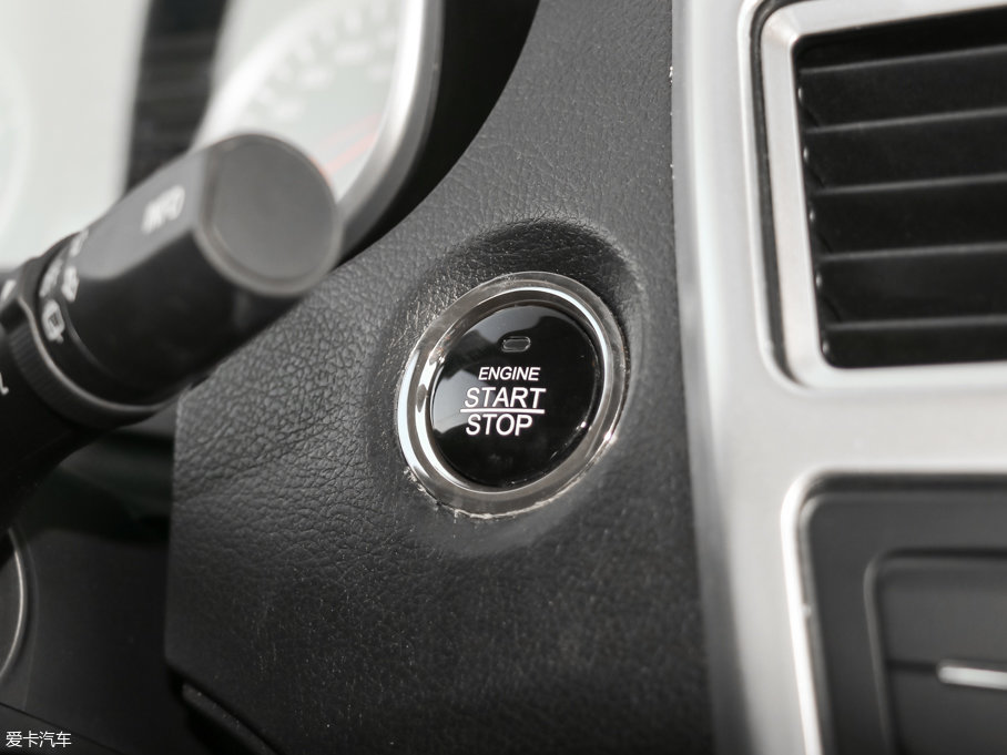 2017vX40 1.6L ԄF