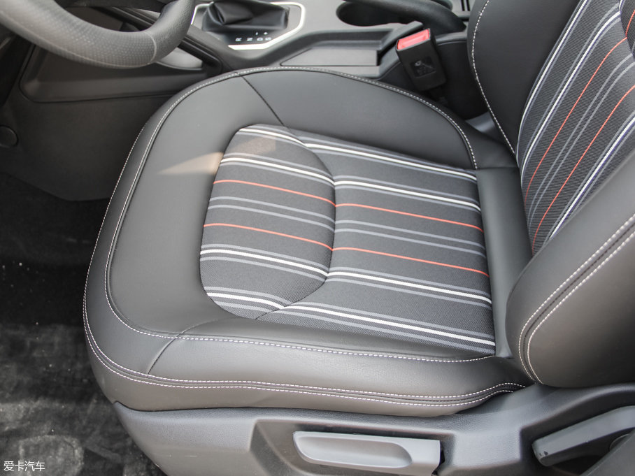 2017vX40 1.6L ԄӺA