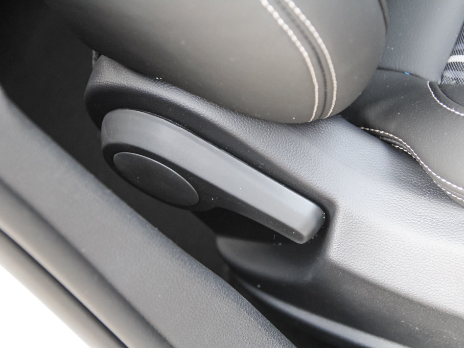 2017vX40 1.6L ԄӺA