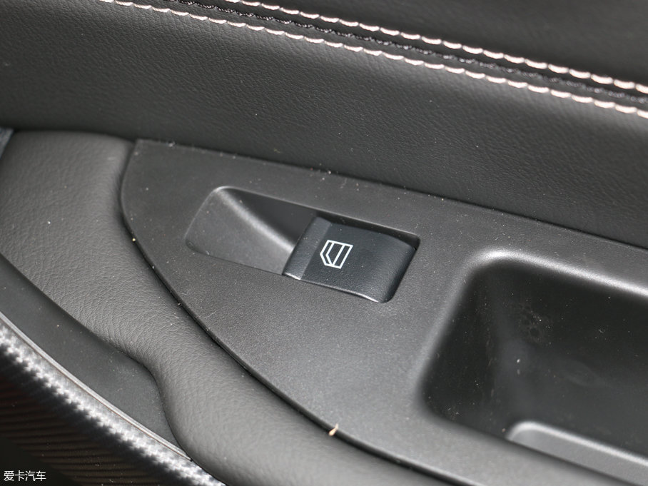 2017vX40 1.6L Ԅ(dng)A