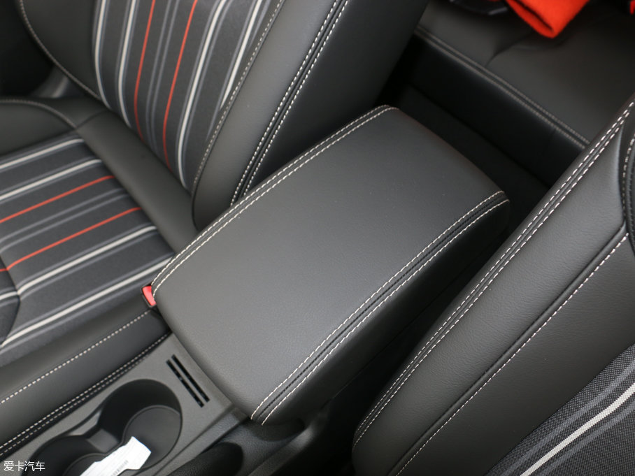 2017vX40 1.6L ԄӺA