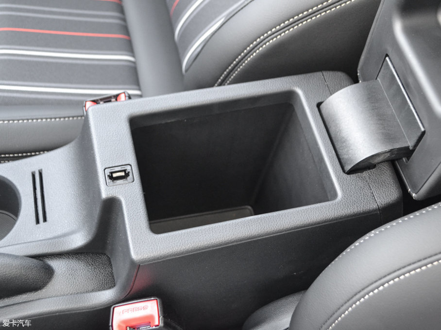 2017vX40 1.6L քӺA