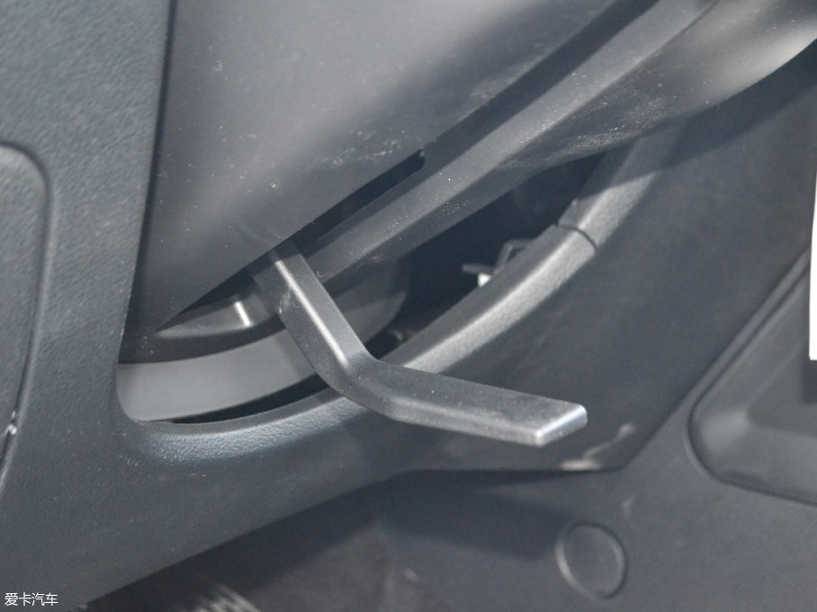 2017vX40 1.6L քӺA