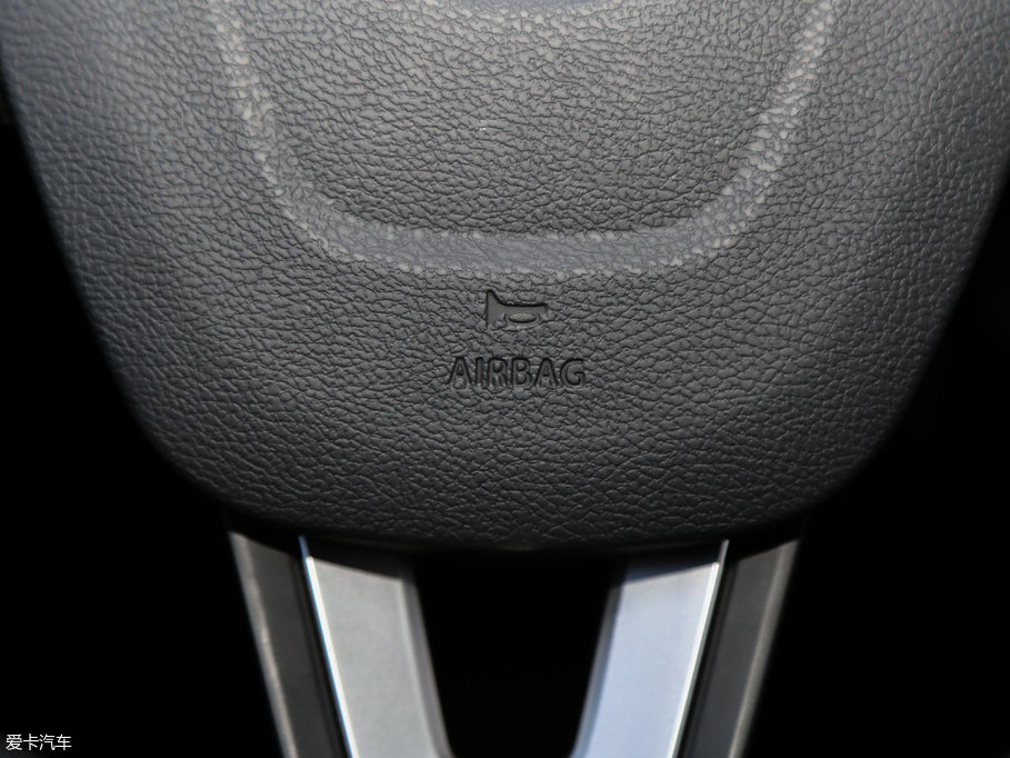 2017vX40 1.6L ԄF¿