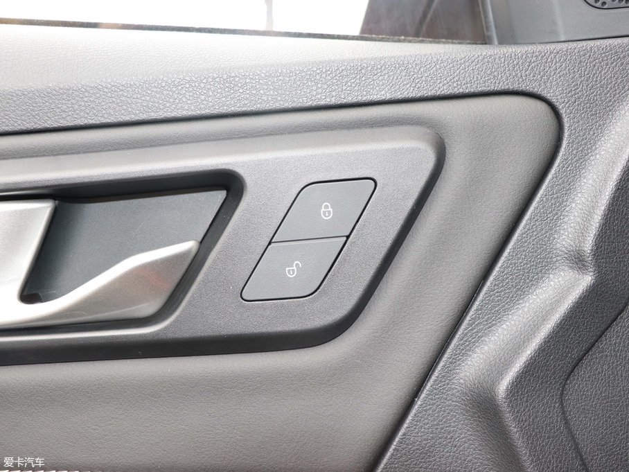 2017vX40 1.6L քӺA