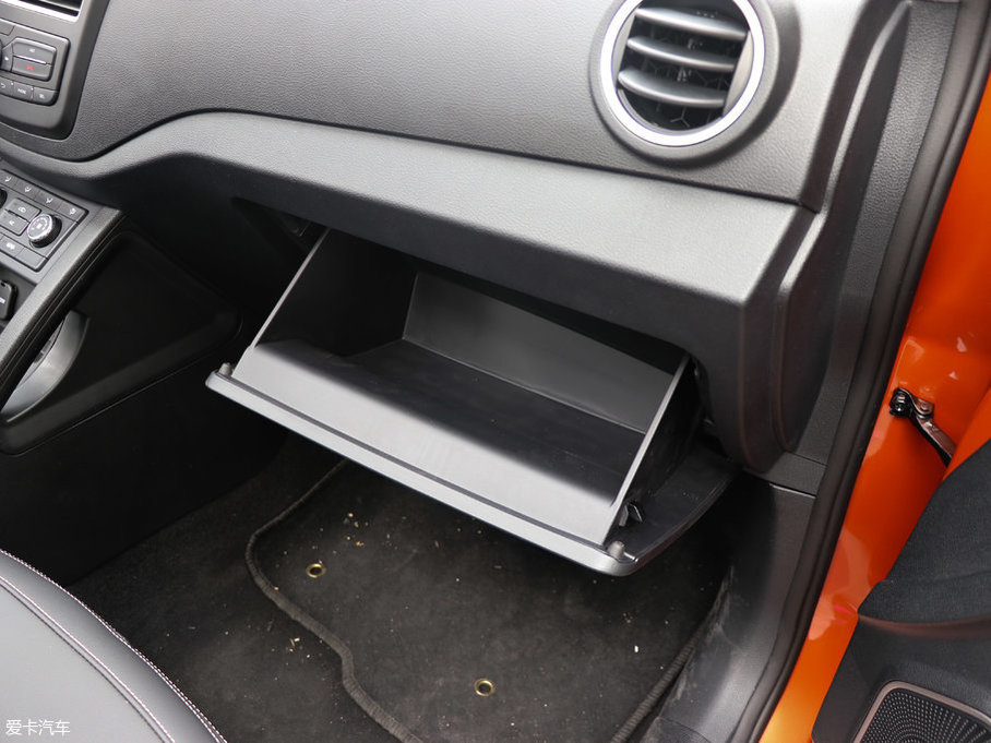 2017vX40 1.6L ք(dng)A