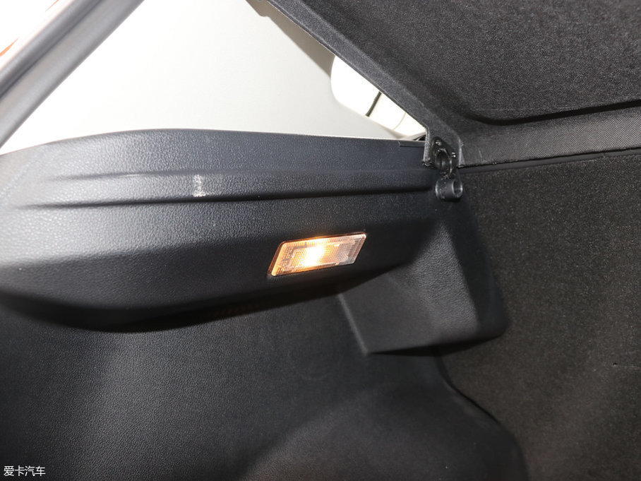 2017vX40 1.6L ք(dng)A