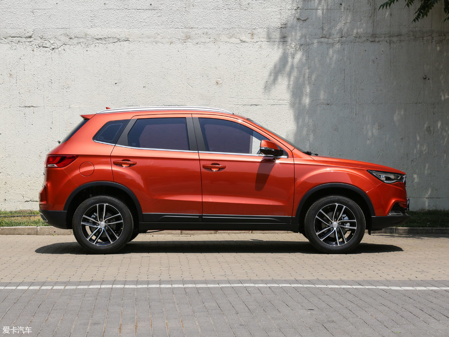 2017��vX40 1.6L �ք����F��