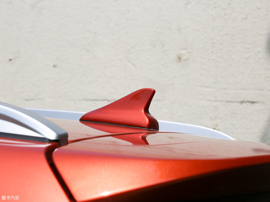 2017��vX40 1.6L �ք����F��